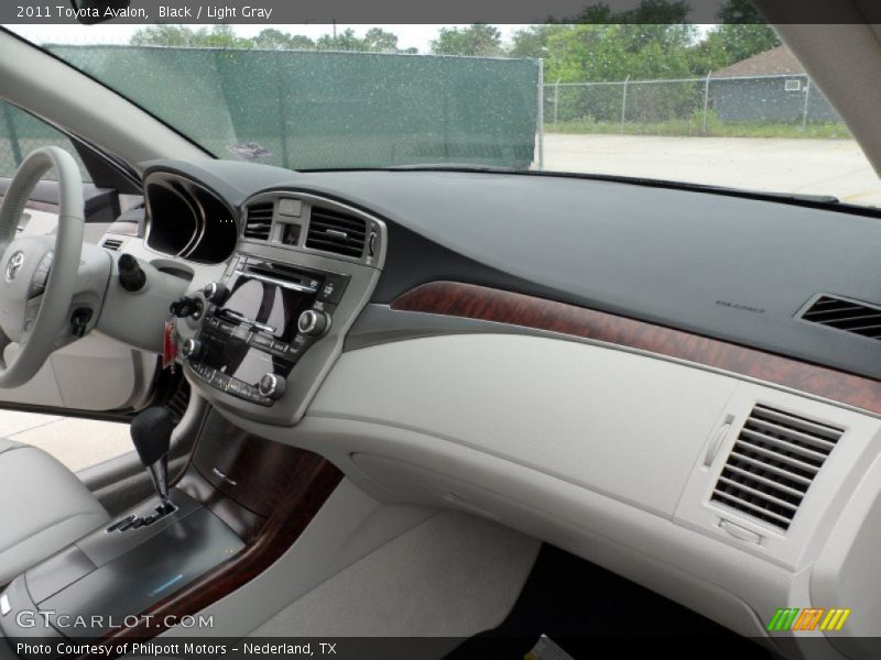 Black / Light Gray 2011 Toyota Avalon