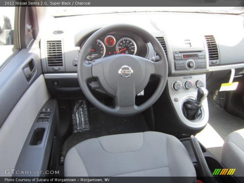Super Black / Charcoal 2012 Nissan Sentra 2.0