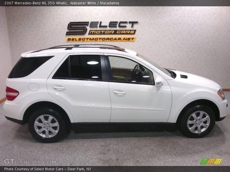 Alabaster White / Macadamia 2007 Mercedes-Benz ML 350 4Matic