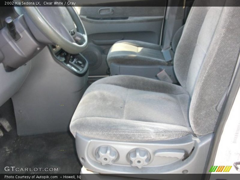 Clear White / Gray 2002 Kia Sedona LX