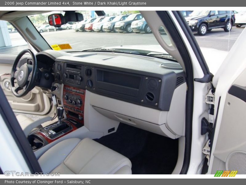Stone White / Dark Khaki/Light Graystone 2006 Jeep Commander Limited 4x4