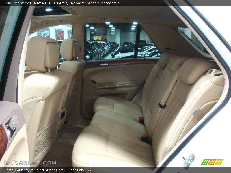 Alabaster White / Macadamia 2007 Mercedes-Benz ML 350 4Matic