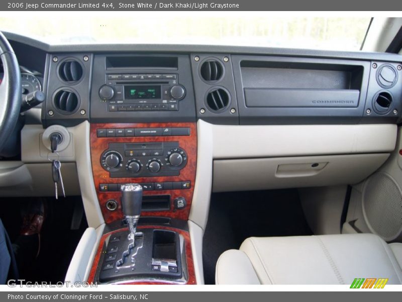 Stone White / Dark Khaki/Light Graystone 2006 Jeep Commander Limited 4x4