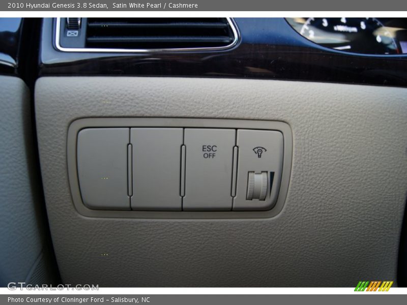 Satin White Pearl / Cashmere 2010 Hyundai Genesis 3.8 Sedan