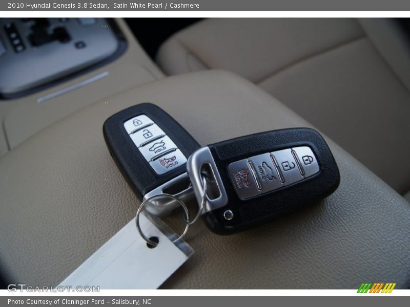 Satin White Pearl / Cashmere 2010 Hyundai Genesis 3.8 Sedan