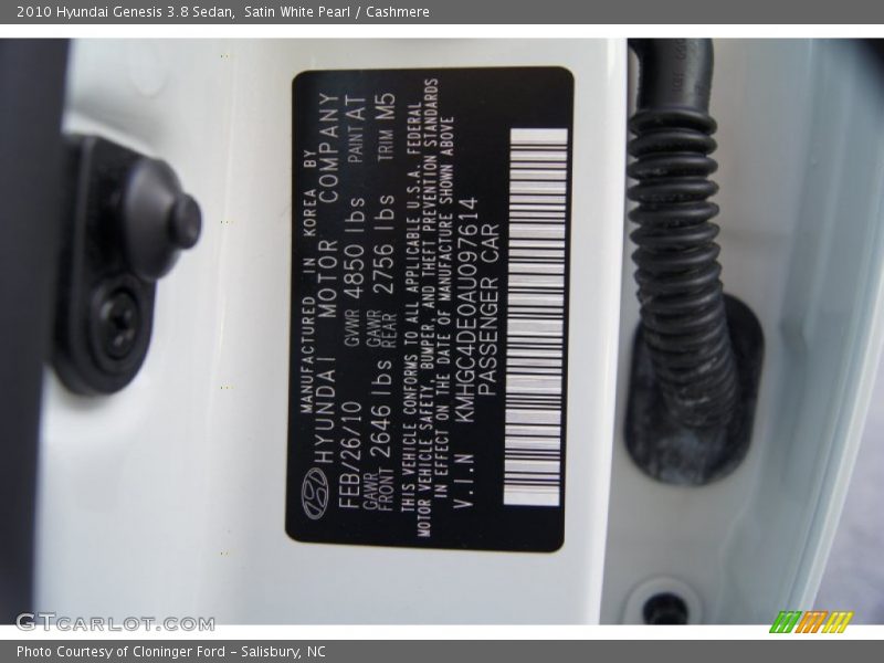 Satin White Pearl / Cashmere 2010 Hyundai Genesis 3.8 Sedan