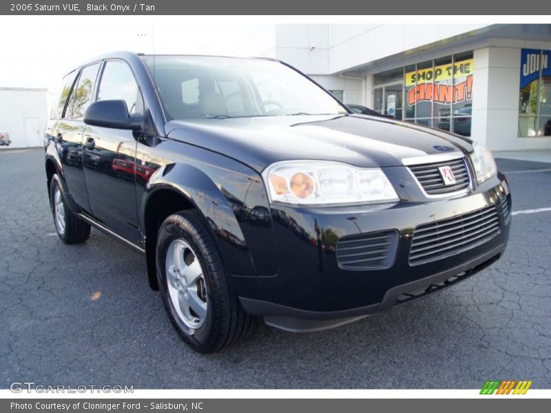 Black Onyx / Tan 2006 Saturn VUE