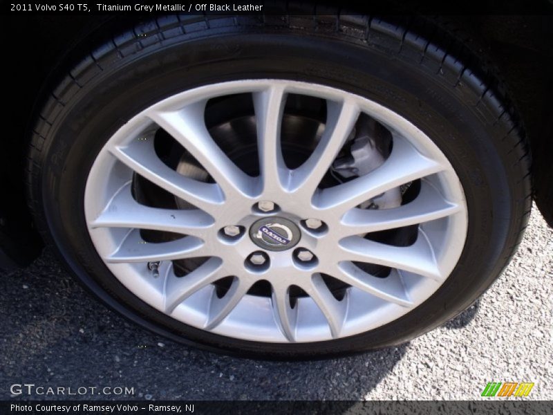 Titanium Grey Metallic / Off Black Leather 2011 Volvo S40 T5