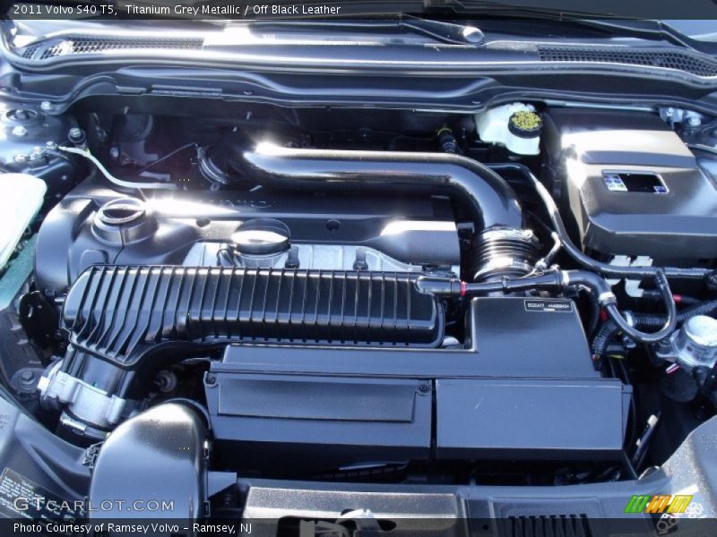 Titanium Grey Metallic / Off Black Leather 2011 Volvo S40 T5
