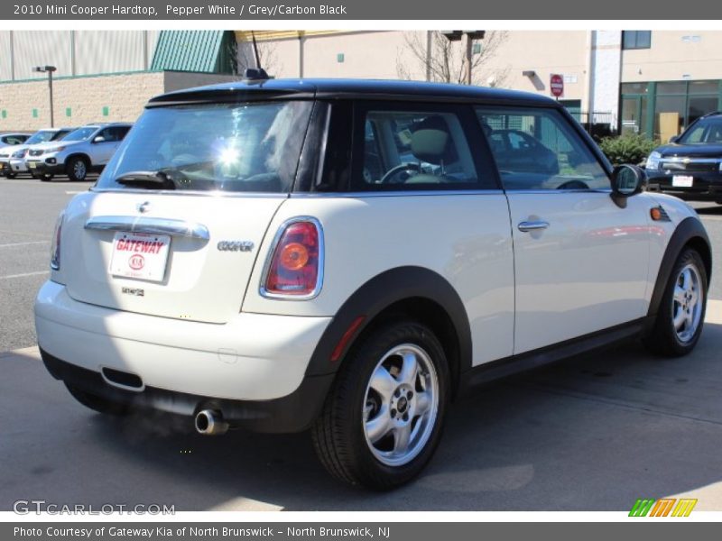 Pepper White / Grey/Carbon Black 2010 Mini Cooper Hardtop