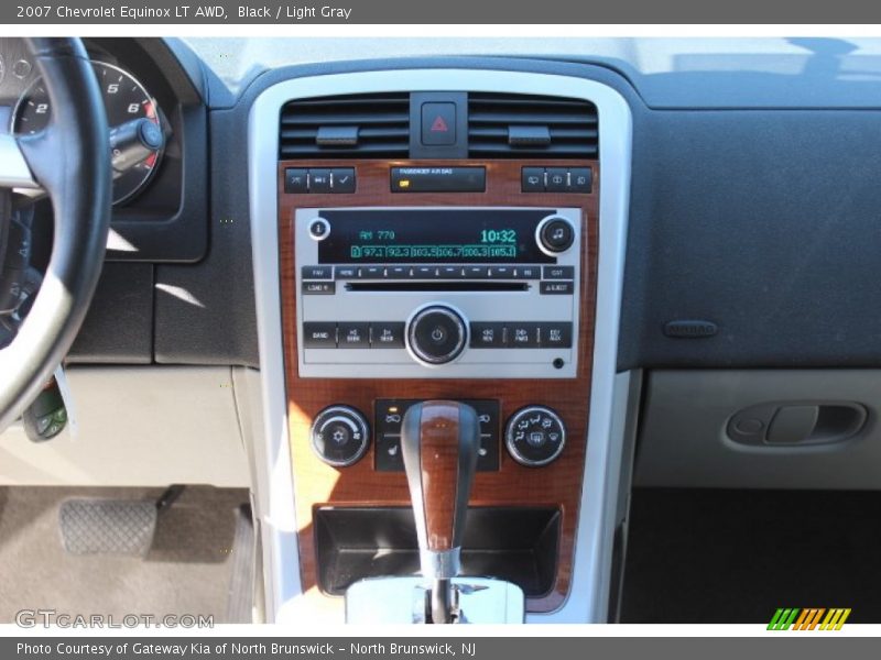 Black / Light Gray 2007 Chevrolet Equinox LT AWD