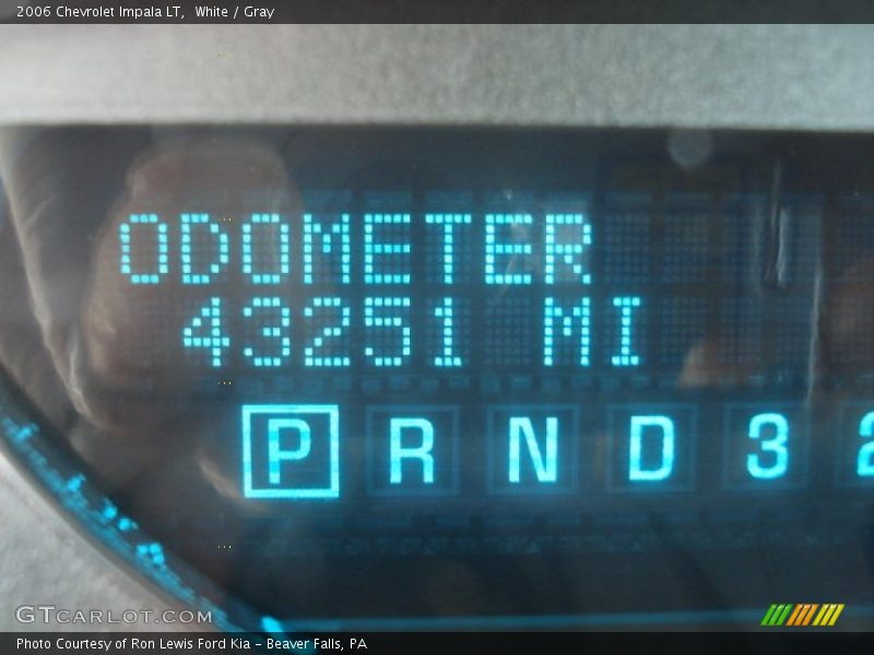 White / Gray 2006 Chevrolet Impala LT