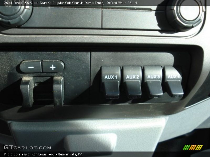 Oxford White / Steel 2011 Ford F350 Super Duty XL Regular Cab Chassis Dump Truck