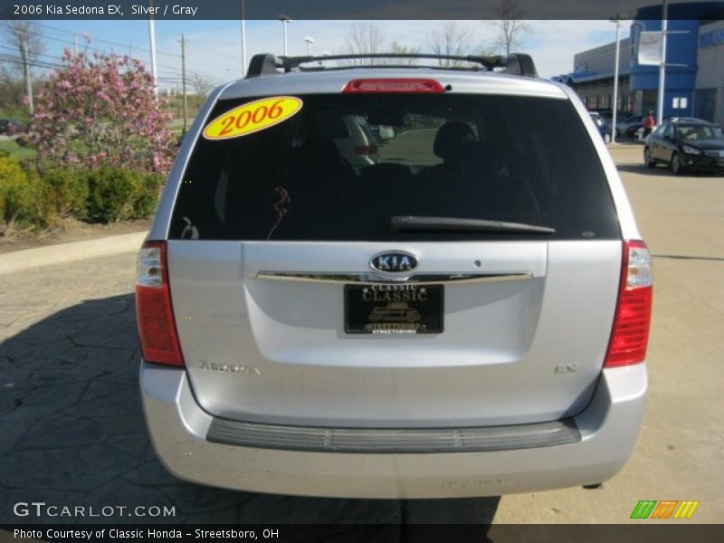 Silver / Gray 2006 Kia Sedona EX