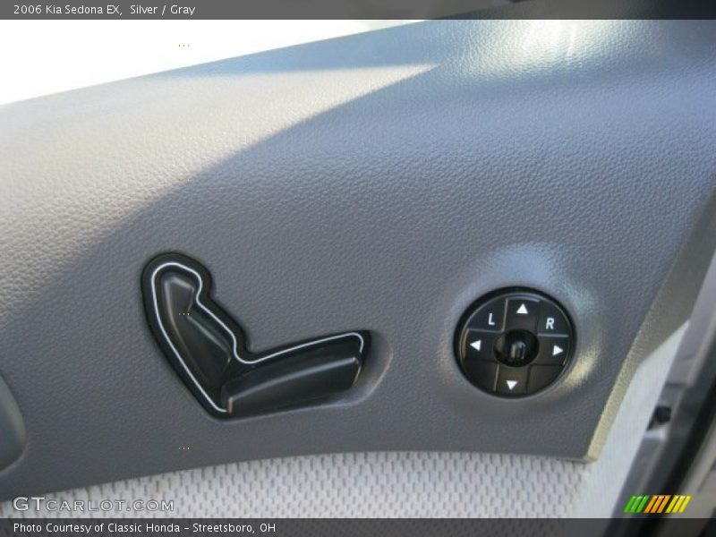 Silver / Gray 2006 Kia Sedona EX