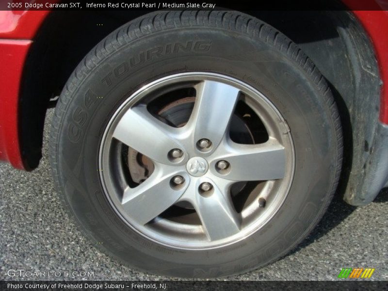 Inferno Red Crystal Pearl / Medium Slate Gray 2005 Dodge Caravan SXT