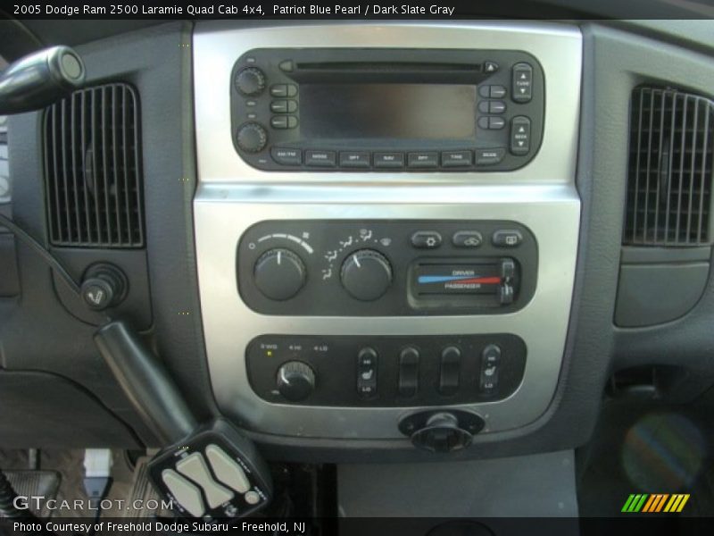 Patriot Blue Pearl / Dark Slate Gray 2005 Dodge Ram 2500 Laramie Quad Cab 4x4