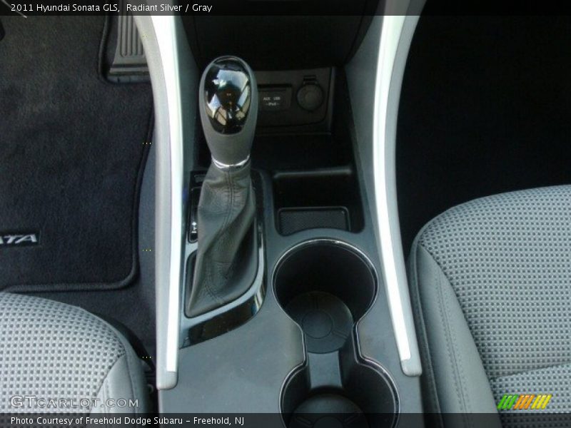 Radiant Silver / Gray 2011 Hyundai Sonata GLS
