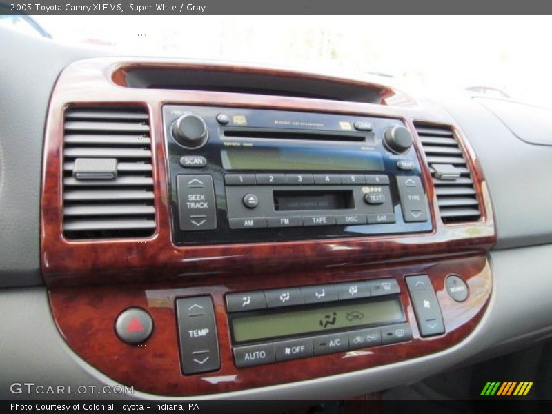 Super White / Gray 2005 Toyota Camry XLE V6