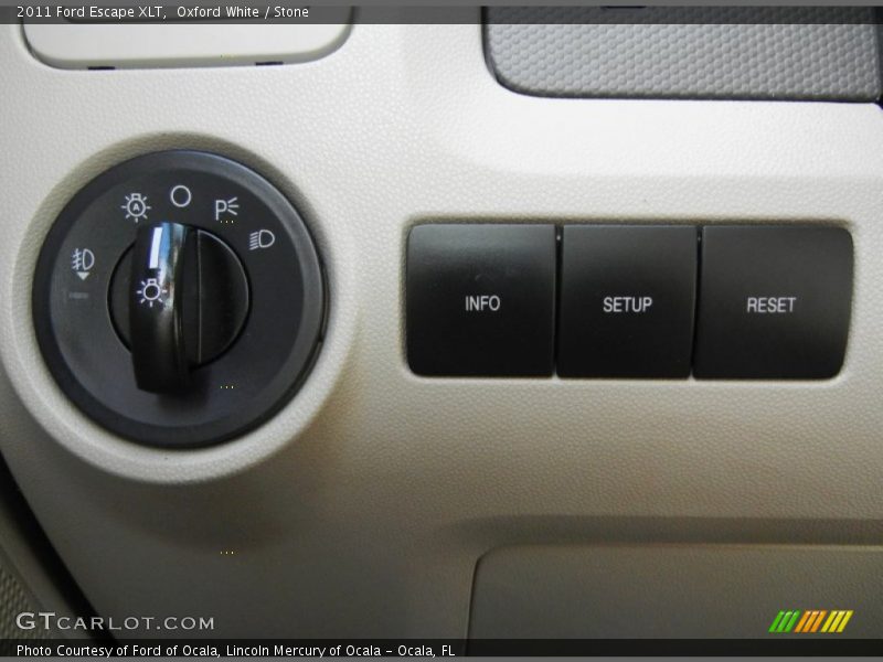 Oxford White / Stone 2011 Ford Escape XLT