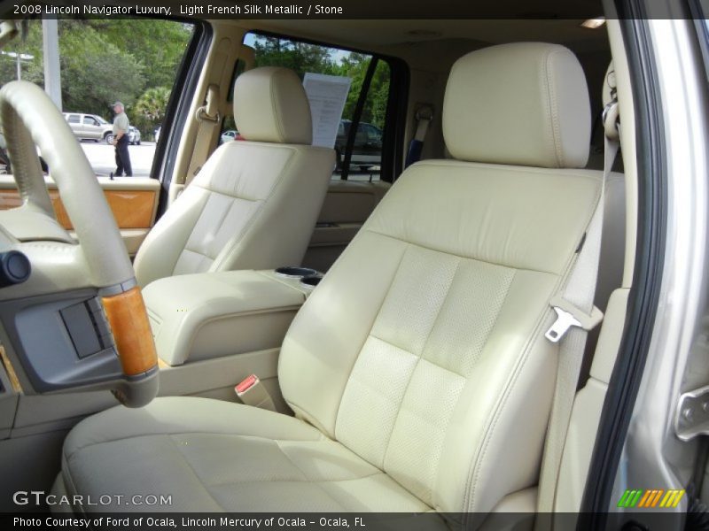  2008 Navigator Luxury Stone Interior