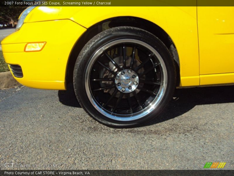 Screaming Yellow / Charcoal 2007 Ford Focus ZX3 SES Coupe