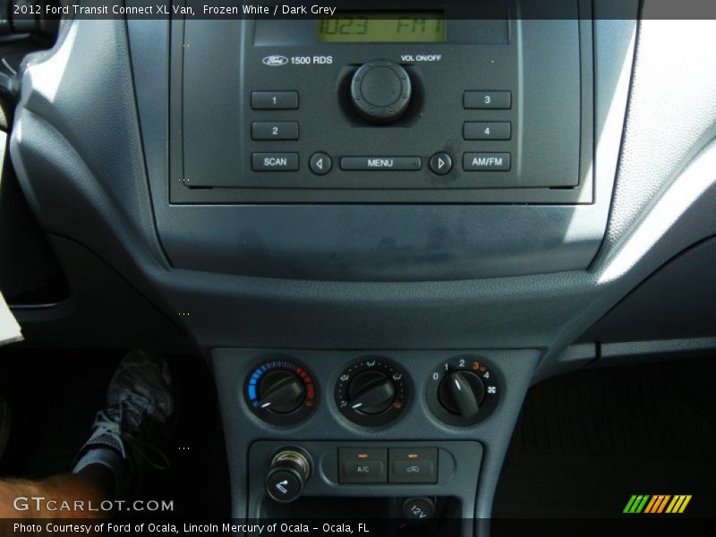 Controls of 2012 Transit Connect XL Van