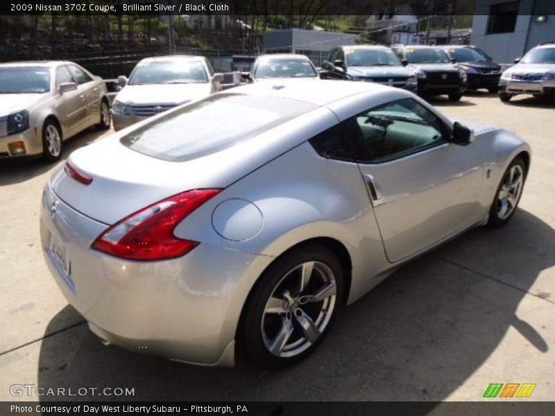 Brilliant Silver / Black Cloth 2009 Nissan 370Z Coupe