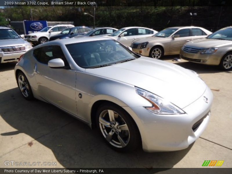 Brilliant Silver / Black Cloth 2009 Nissan 370Z Coupe