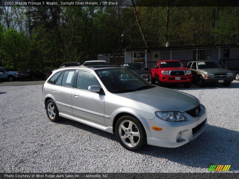 Sunlight Silver Metallic / Off Black 2002 Mazda Protege 5 Wagon