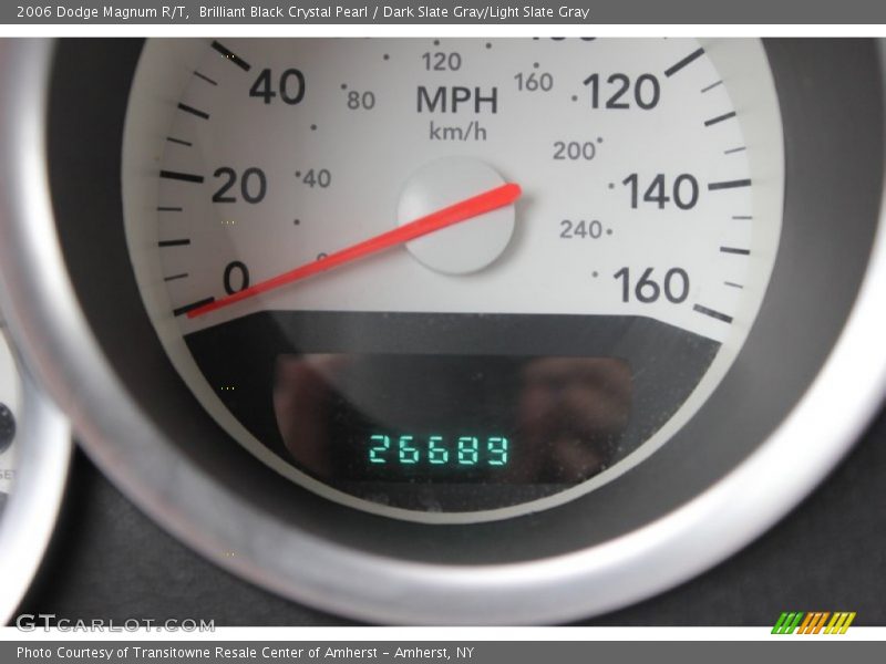 Brilliant Black Crystal Pearl / Dark Slate Gray/Light Slate Gray 2006 Dodge Magnum R/T