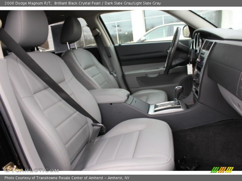Brilliant Black Crystal Pearl / Dark Slate Gray/Light Slate Gray 2006 Dodge Magnum R/T