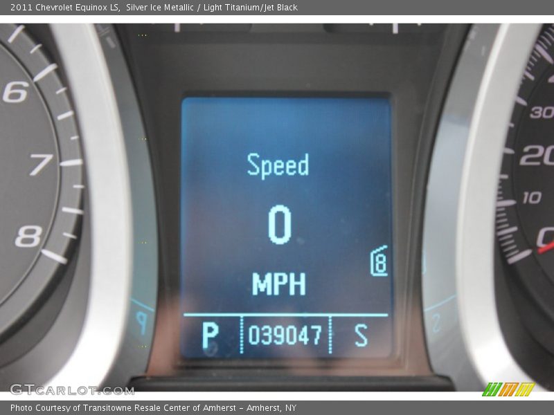 Silver Ice Metallic / Light Titanium/Jet Black 2011 Chevrolet Equinox LS