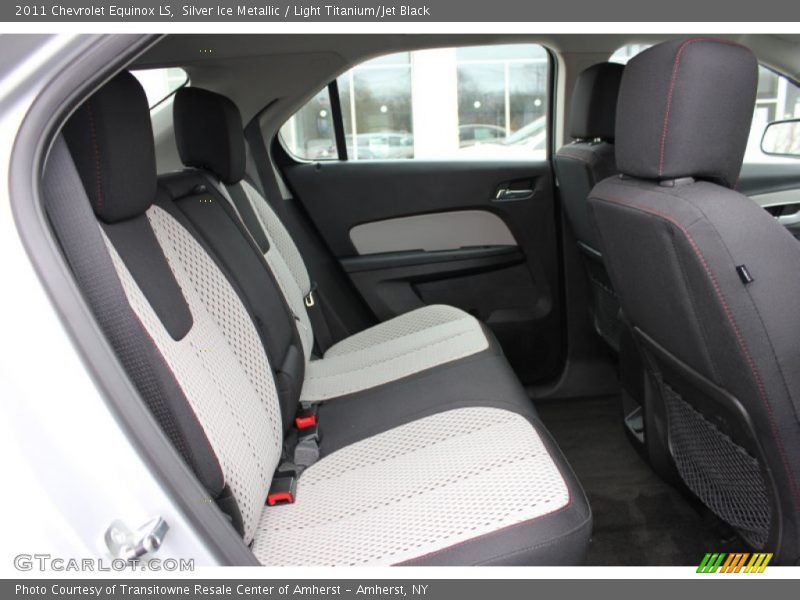 Silver Ice Metallic / Light Titanium/Jet Black 2011 Chevrolet Equinox LS
