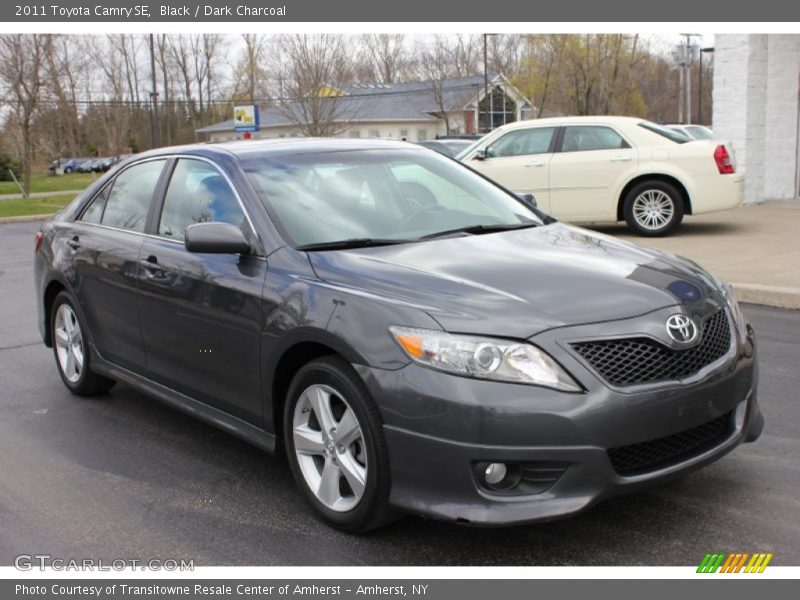 Black / Dark Charcoal 2011 Toyota Camry SE