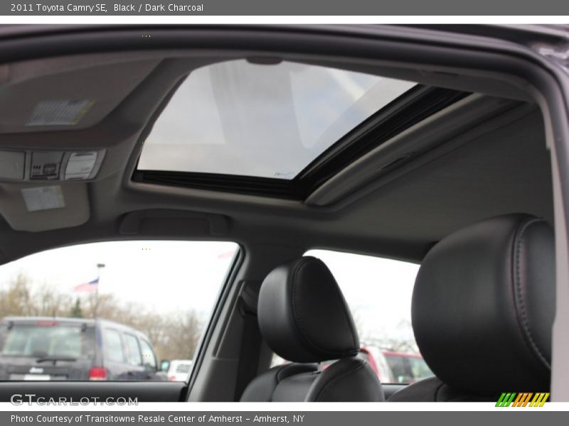 Black / Dark Charcoal 2011 Toyota Camry SE