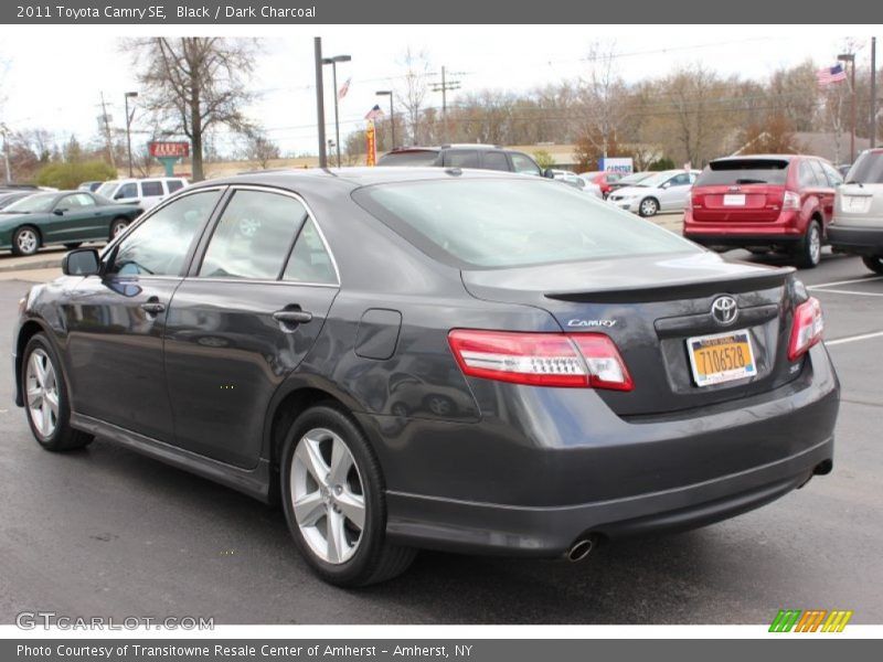 Black / Dark Charcoal 2011 Toyota Camry SE