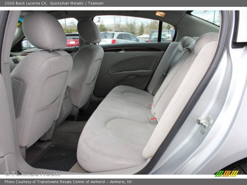 Quicksilver Metallic / Titanium 2009 Buick Lucerne CX
