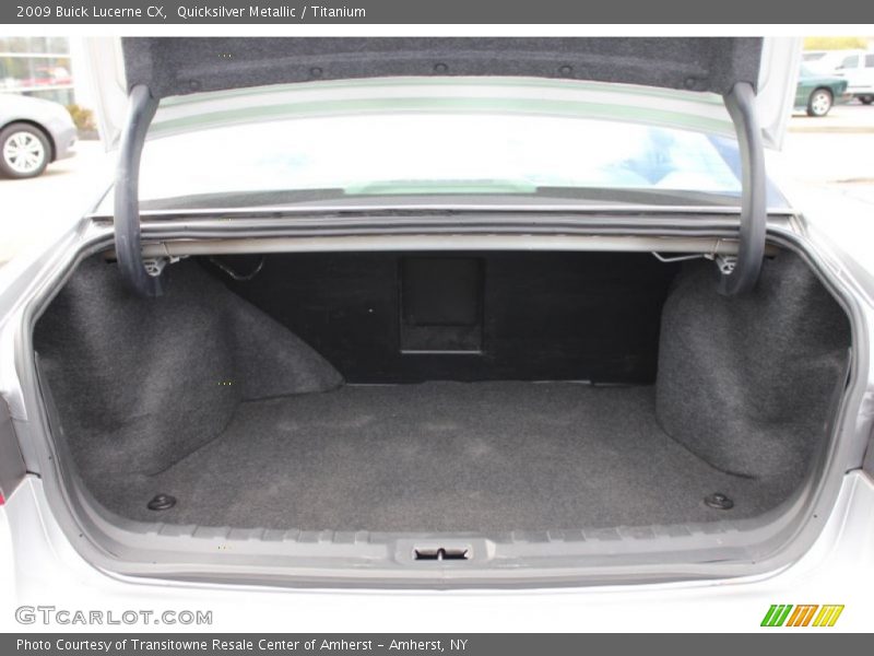 Quicksilver Metallic / Titanium 2009 Buick Lucerne CX