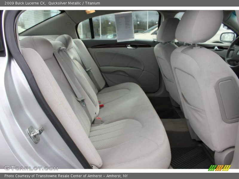 Quicksilver Metallic / Titanium 2009 Buick Lucerne CX