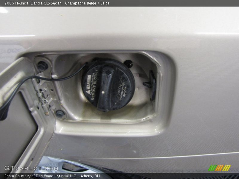 Champagne Beige / Beige 2006 Hyundai Elantra GLS Sedan