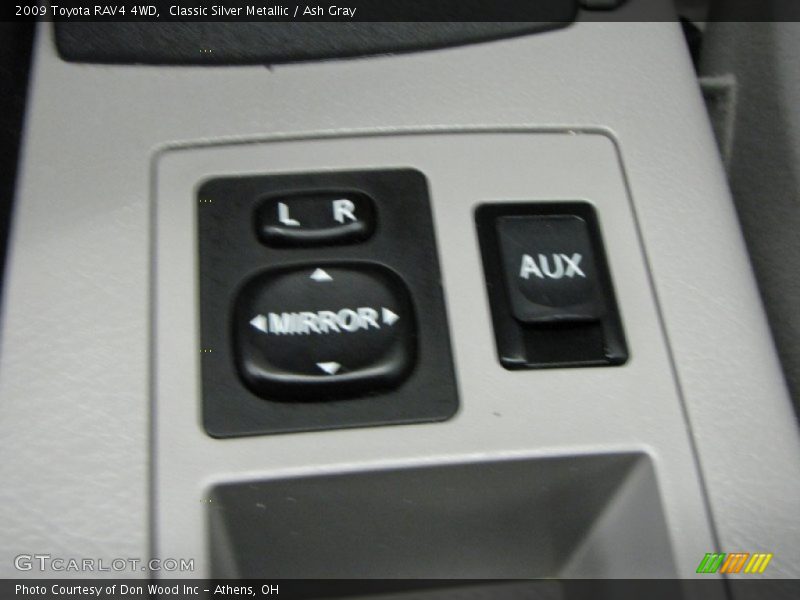 Classic Silver Metallic / Ash Gray 2009 Toyota RAV4 4WD