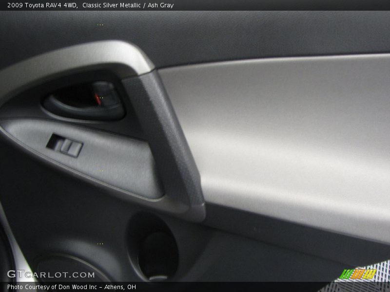 Classic Silver Metallic / Ash Gray 2009 Toyota RAV4 4WD