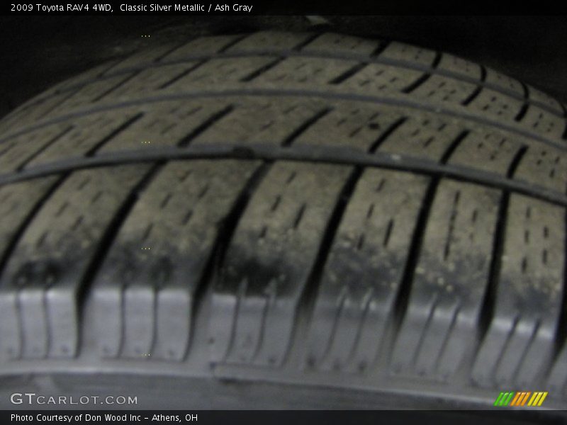 Classic Silver Metallic / Ash Gray 2009 Toyota RAV4 4WD