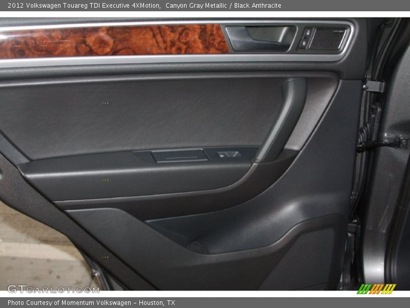 Canyon Gray Metallic / Black Anthracite 2012 Volkswagen Touareg TDI Executive 4XMotion
