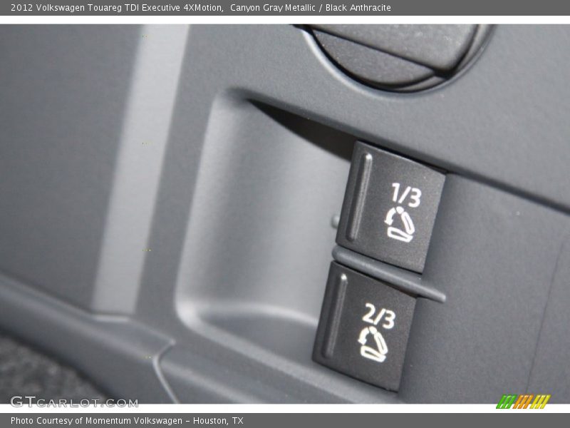 Canyon Gray Metallic / Black Anthracite 2012 Volkswagen Touareg TDI Executive 4XMotion