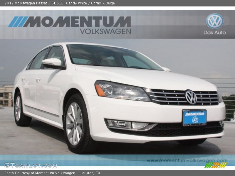 Candy White / Cornsilk Beige 2012 Volkswagen Passat 2.5L SEL