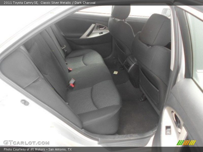 Classic Silver Metallic / Dark Charcoal 2011 Toyota Camry SE