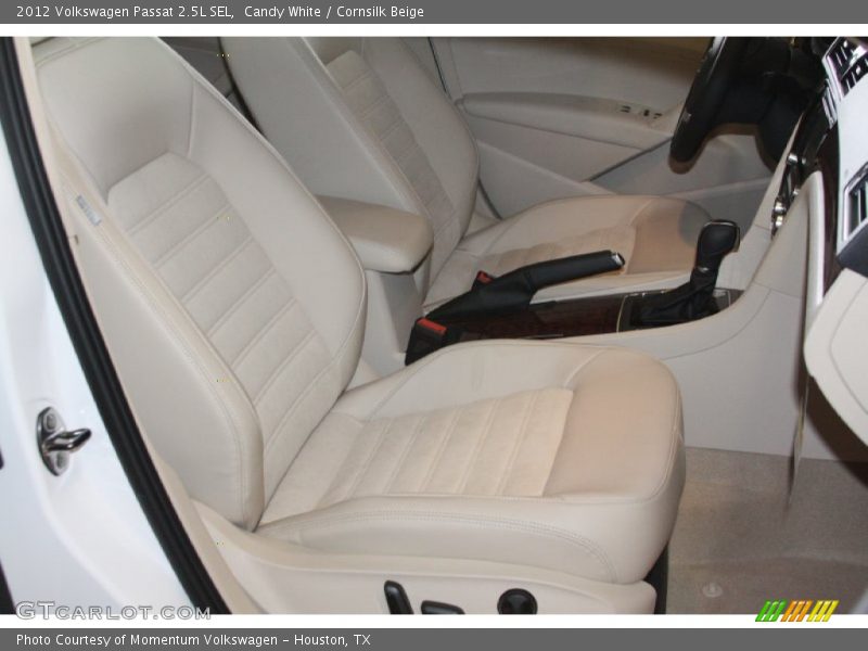 Candy White / Cornsilk Beige 2012 Volkswagen Passat 2.5L SEL