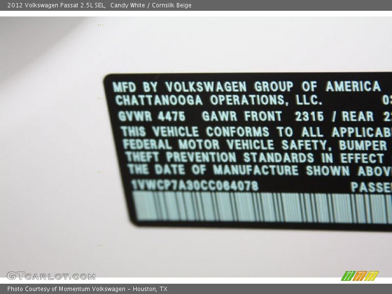 Candy White / Cornsilk Beige 2012 Volkswagen Passat 2.5L SEL